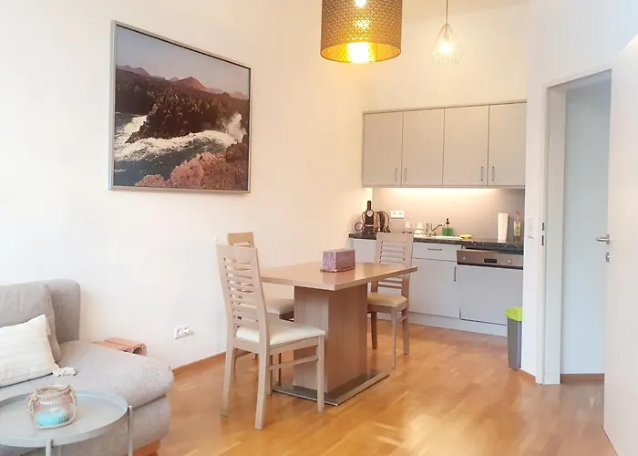 Bohonest Gries - Ground Floor & Parking